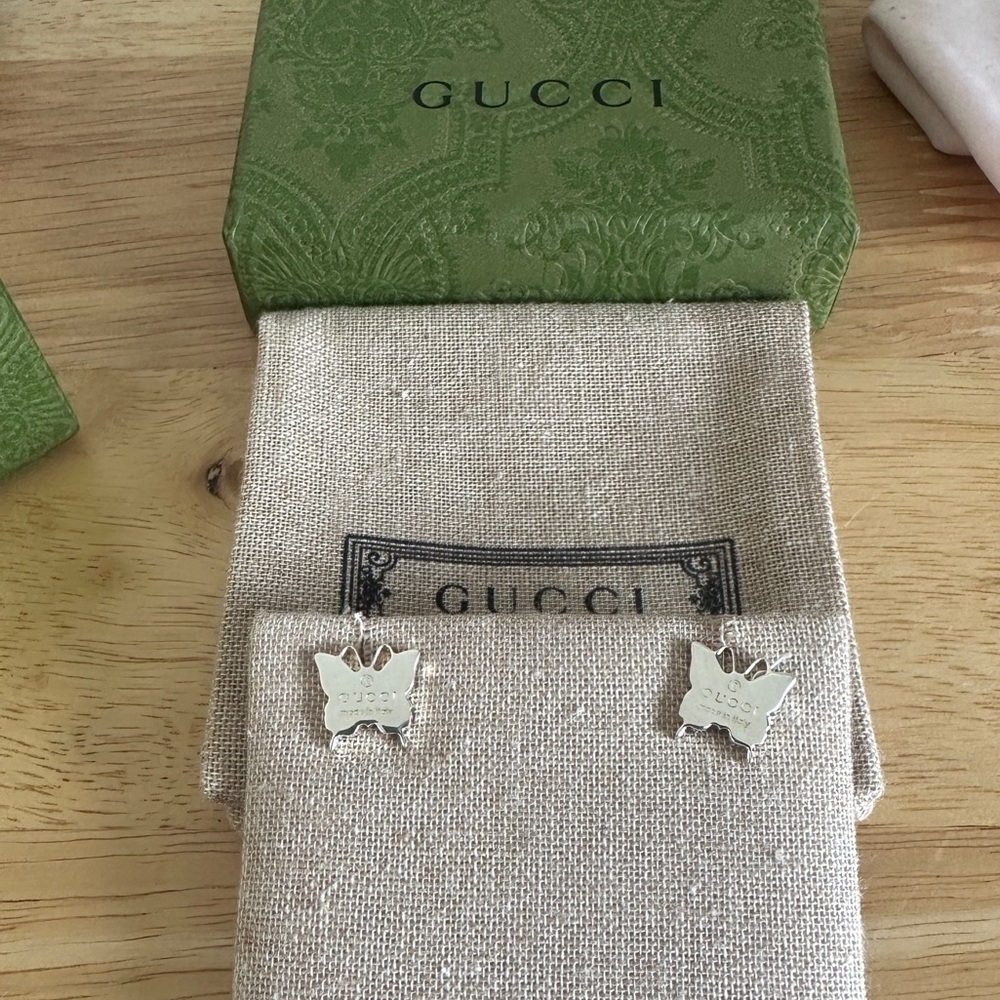 Gucci .925 🦋 Stud Earrings - Picture 11 of 16